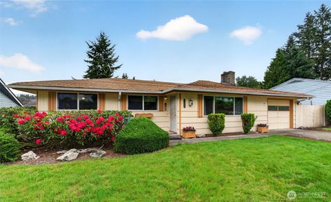 Photo of 12810 162nd Avenue SE, Renton, WA 98059 (MLS # 2520160)