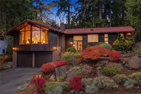 Photo of 606 N 178th Street, Shoreline, WA 98133 (MLS # 2598730)