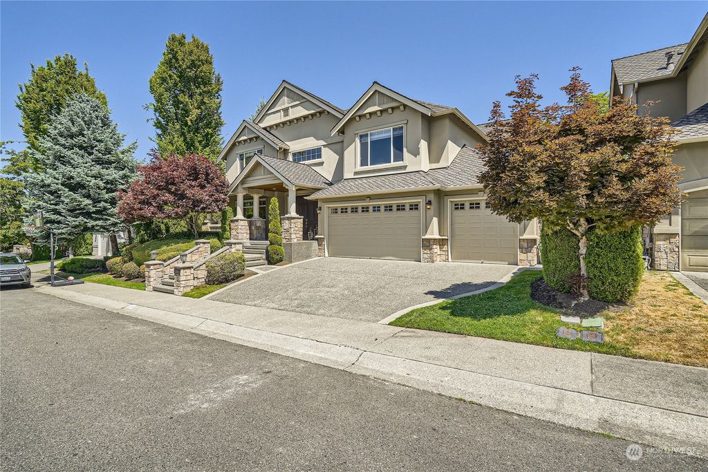 Photo of 2204 204th Place NE, Sammamish, WA 98074 (MLS # 2264544)