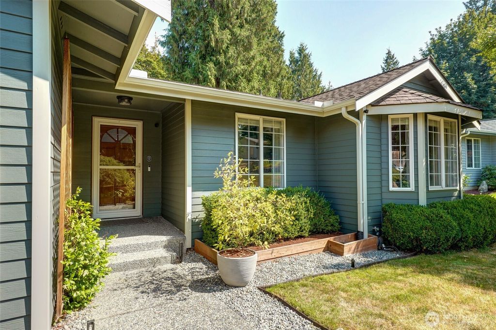 Photo of 12213 53rd Avenue SE, Everett, WA 98208 (MLS # 2430040)