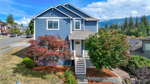 Photo of 1502 Portobello Avenue, Sedro Woolley, WA 98284 (MLS # 2562253)