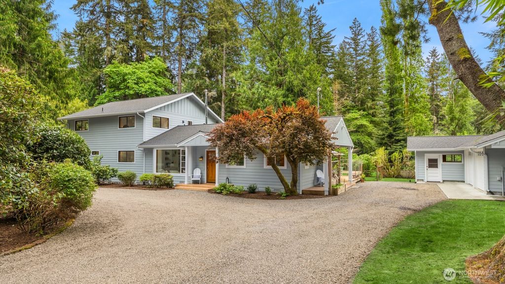 Photo of 6729 NE Ralston Road, Bainbridge Island, WA 98110 (MLS # 2516500)