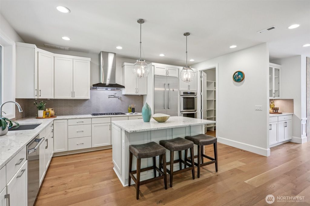 Photo of 14323 196th Court NE, Woodinville, WA 98077 (MLS # 2427939)
