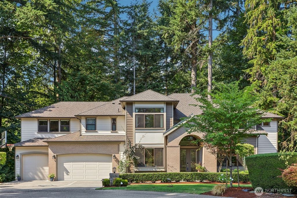 Photo of 14323 196th Court NE, Woodinville, WA 98077 (MLS # 2427939)