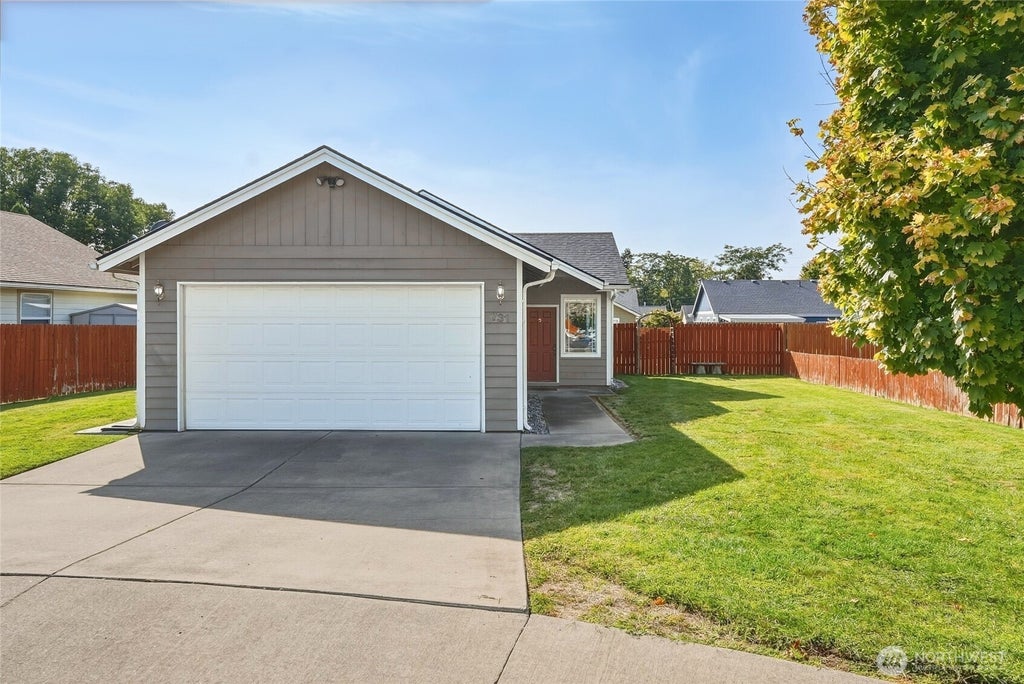 Photo of 731 Opp Court, Walla Walla, WA 99362 (MLS # 2582207)