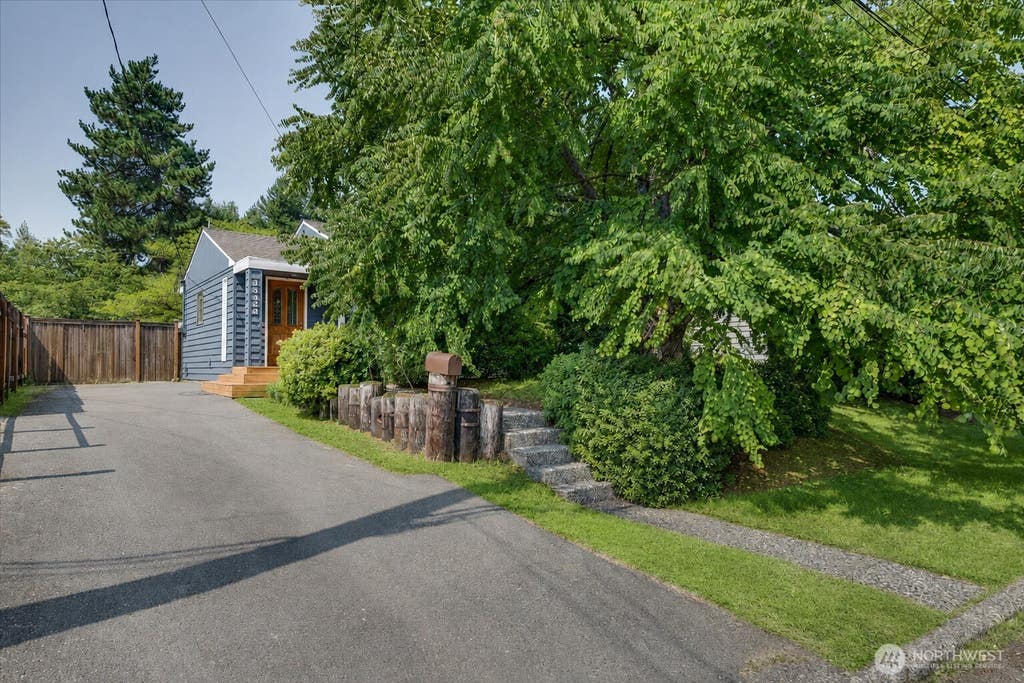 Photo of 15829 26th Avenue NE, Shoreline, WA 98155 (MLS # 2569136)