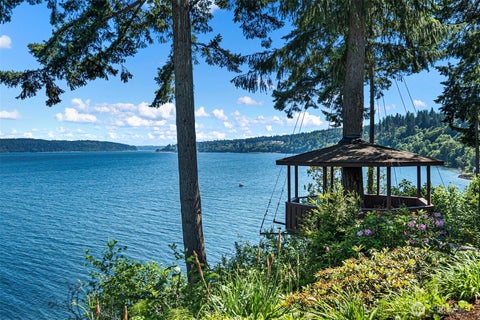 Photo of 15133 Defiance Drive SE, Olalla, WA 98359 (MLS # 2557100)