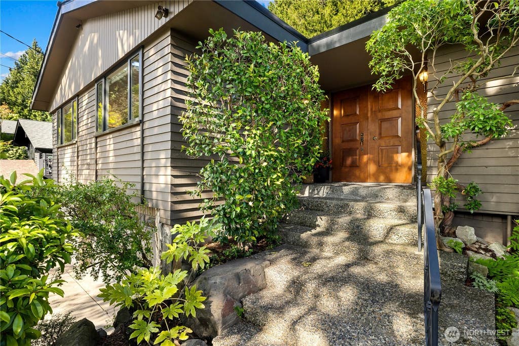 Photo of 11032 39th Avenue NE, Seattle, WA 98125 (MLS # 2538192)