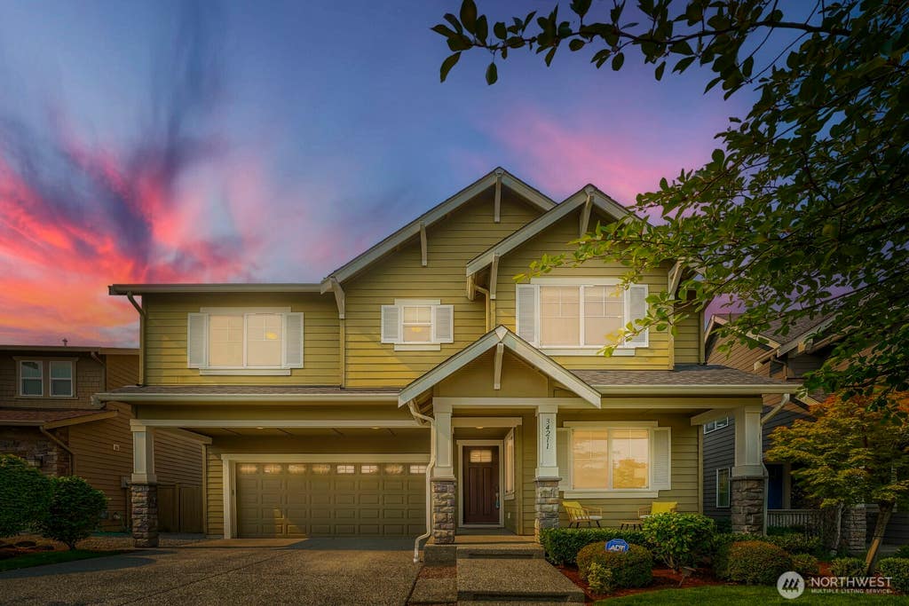 Photo of 34211 SE Nye Street, Snoqualmie, WA 98065 (MLS # 2565053)