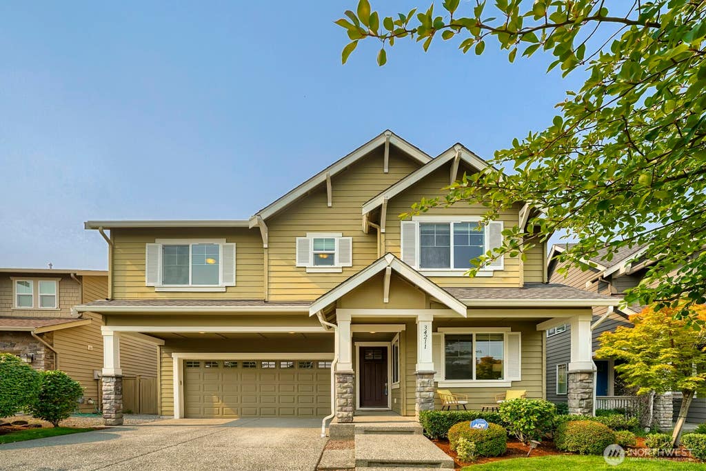Photo of 34211 SE Nye Street, Snoqualmie, WA 98065 (MLS # 2565053)