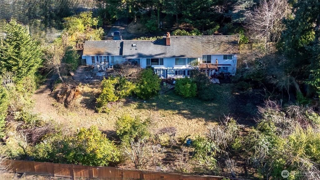 Photo of Clyde Hill, WA 98004 (MLS # 2476214)