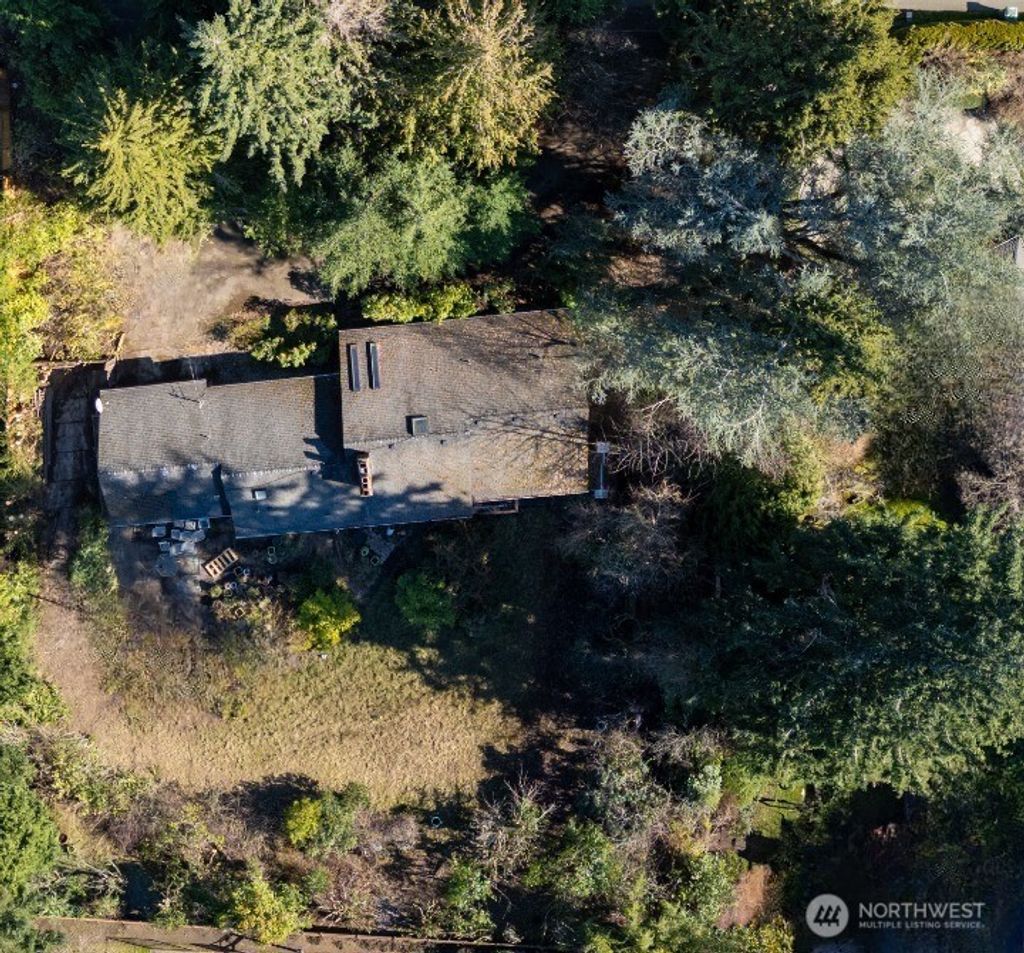 Photo of Clyde Hill, WA 98004 (MLS # 2476214)