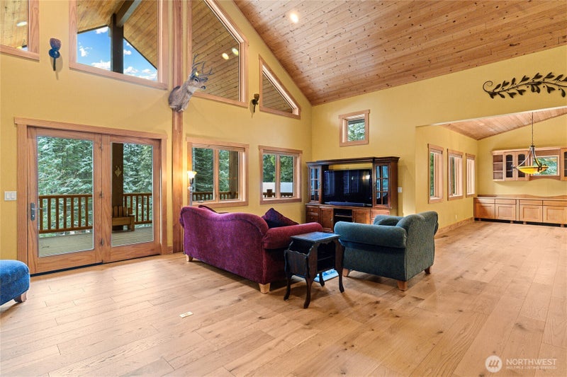 2677 Sumac Lane