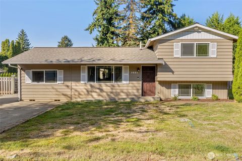 Photo of 1607 E Hazel Avenue, Burlington, WA 98233 (MLS # 2435673)