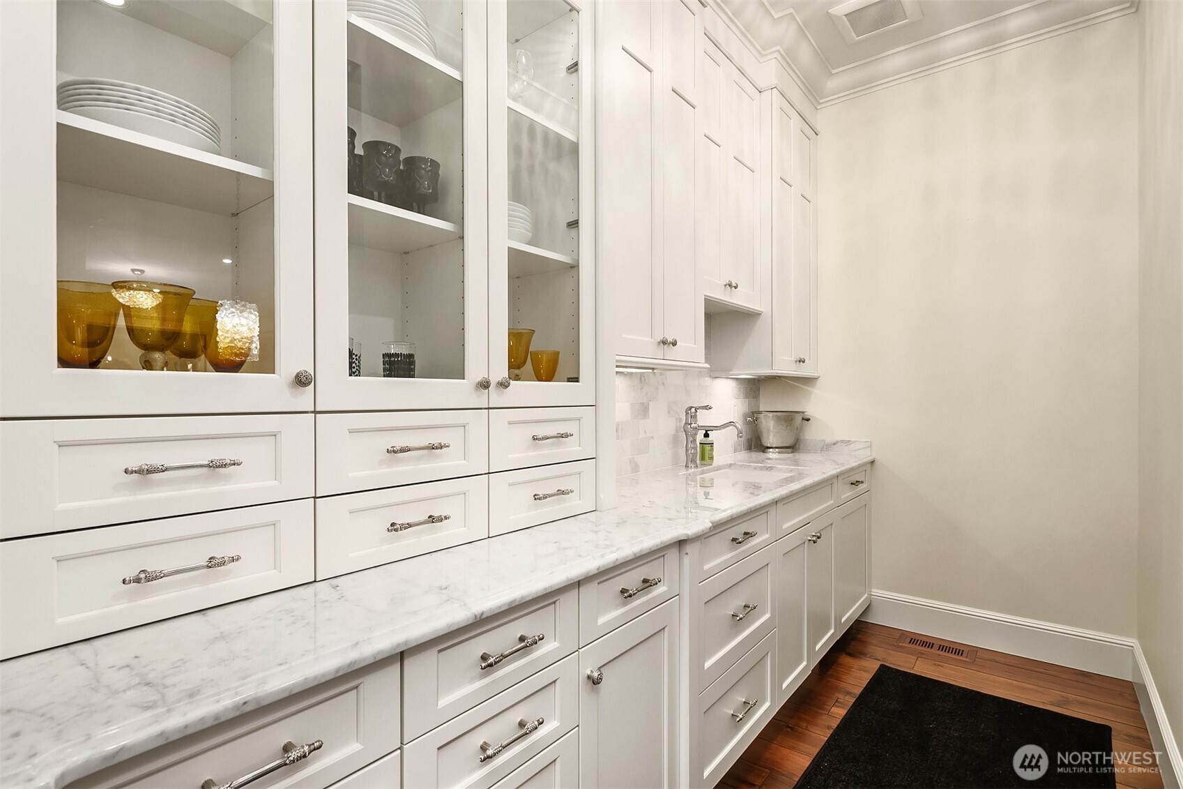 2020 Parkside Drive E