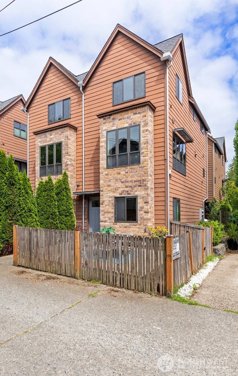 1521 N 80th Street