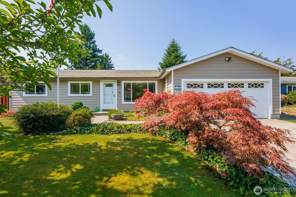 Photo of 7206 6th Avenue W, Everett, WA 98203 (MLS # 2429491)