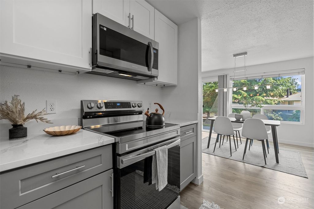 Photo of 2024 SW 318th Place #2A, Federal Way, WA 98023 (MLS # 2309870)
