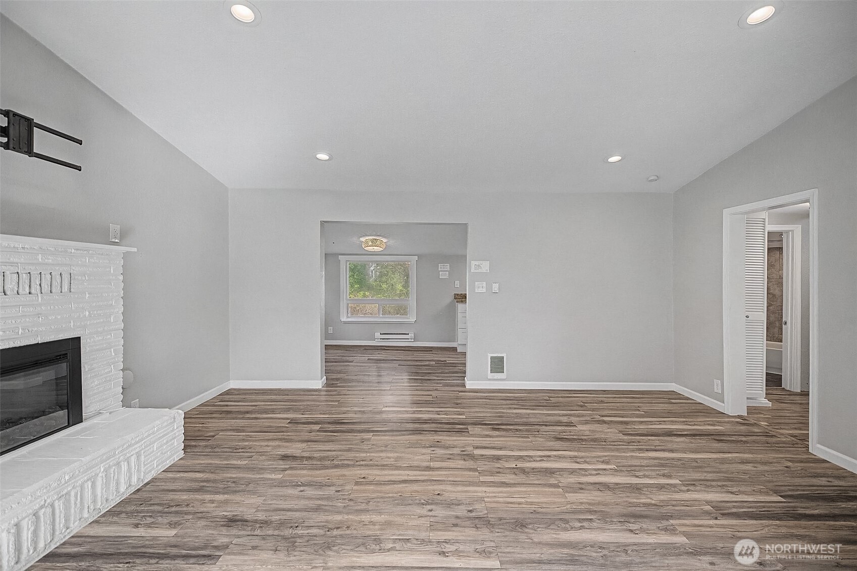 1251 S 230th Street