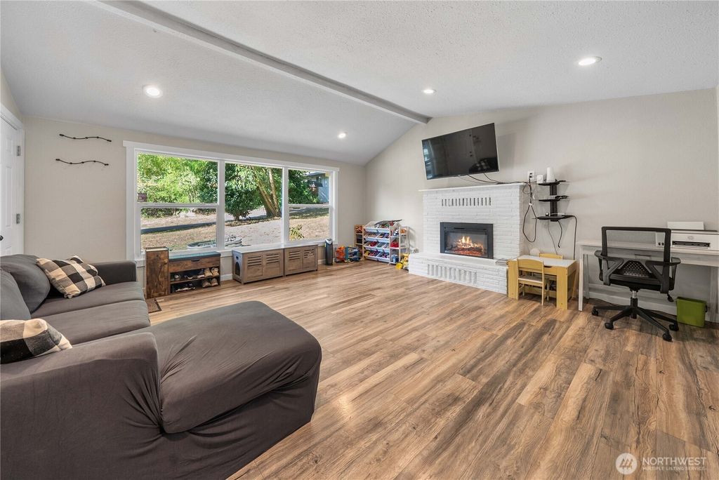 Photo of 1251 S 230th Street, Des Moines, WA 98198 (MLS # 2443099)