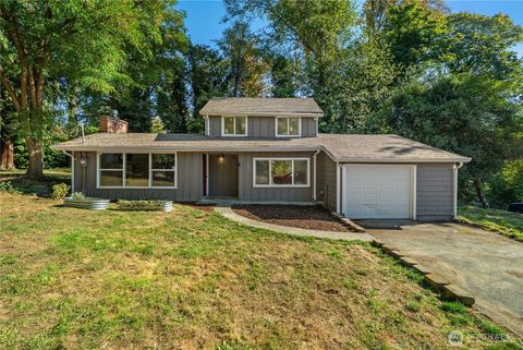 Photo of 1251 S 230th Street, Des Moines, WA 98198 (MLS # 2443099)