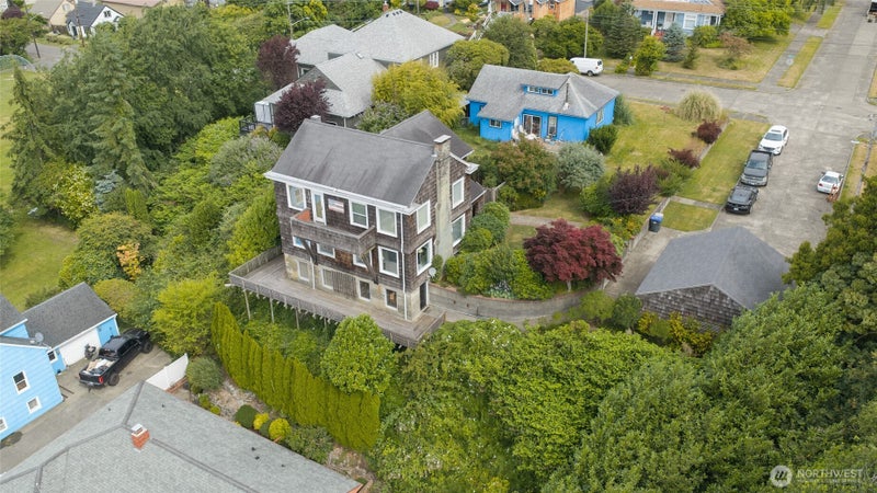 709 N "N" Street