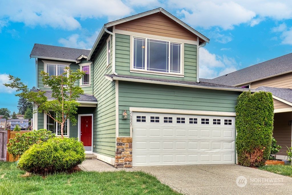 Photo of 26827 225th Place SE, Maple Valley, WA 98038 (MLS # 2129556)