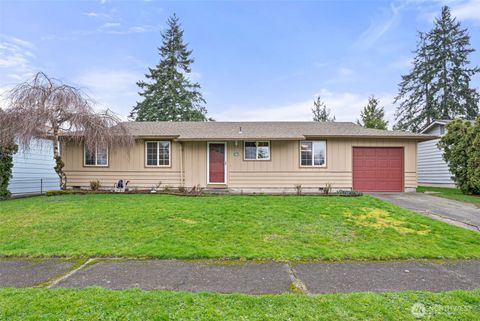 Photo of 1704 W Mellen Street, Centralia, WA 98531 (MLS # 2467297)