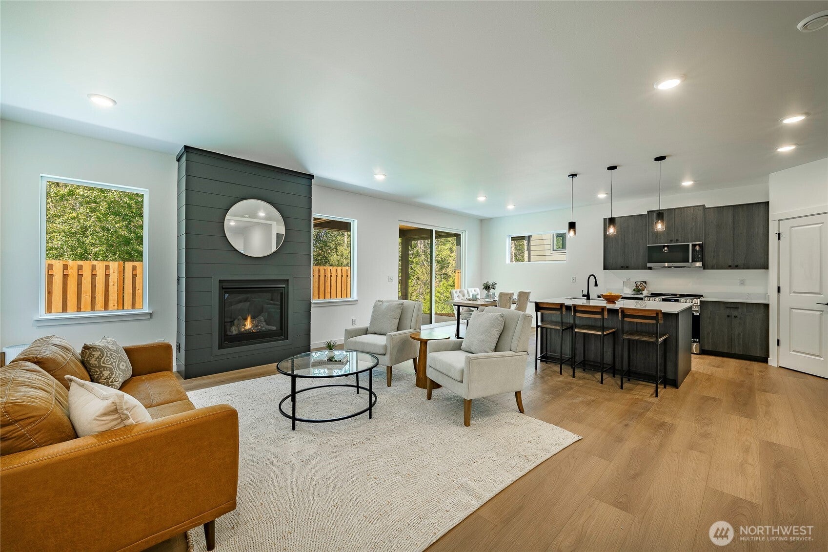 2944 Cedar View Way