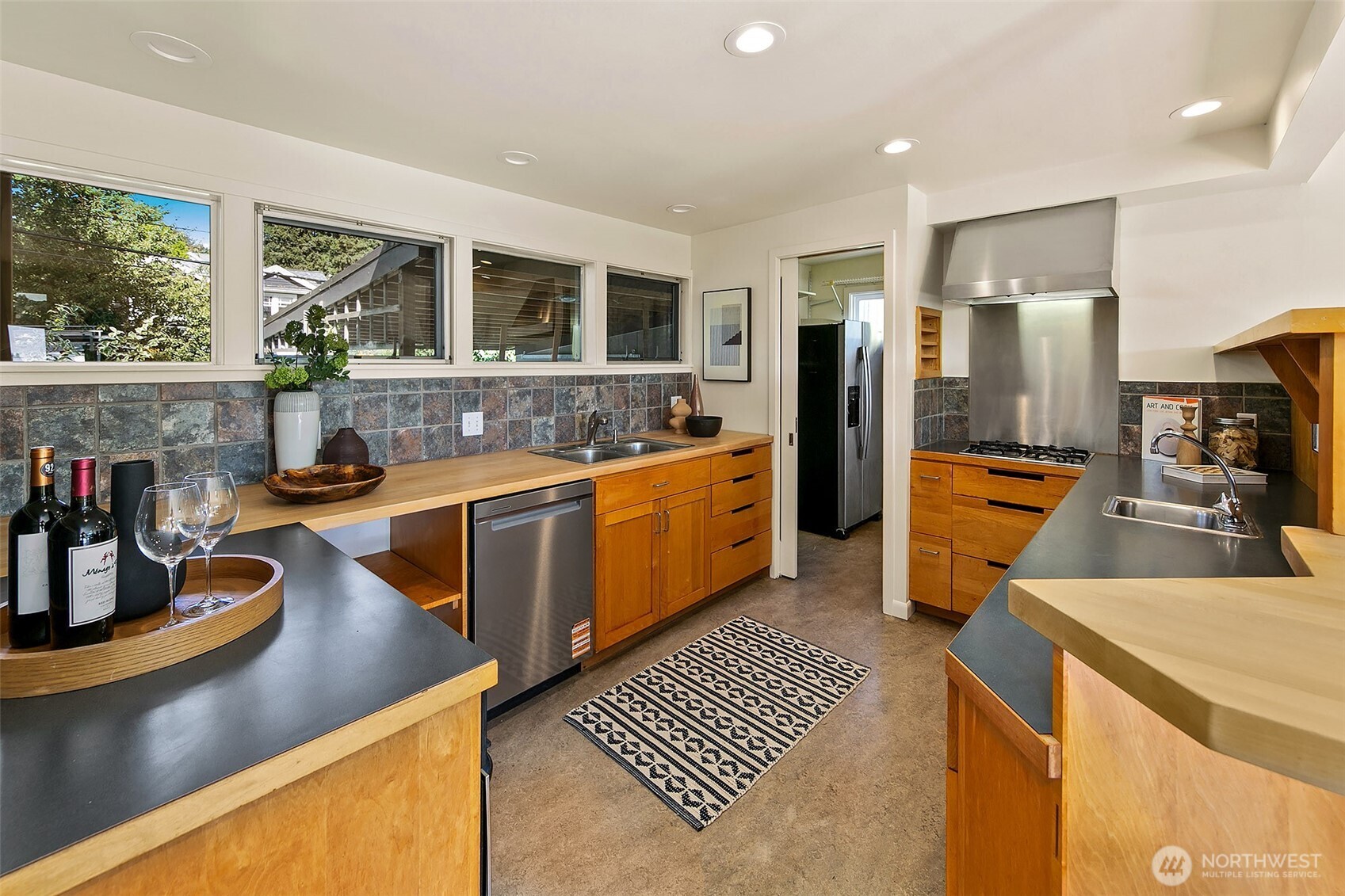 123 N 40th Street