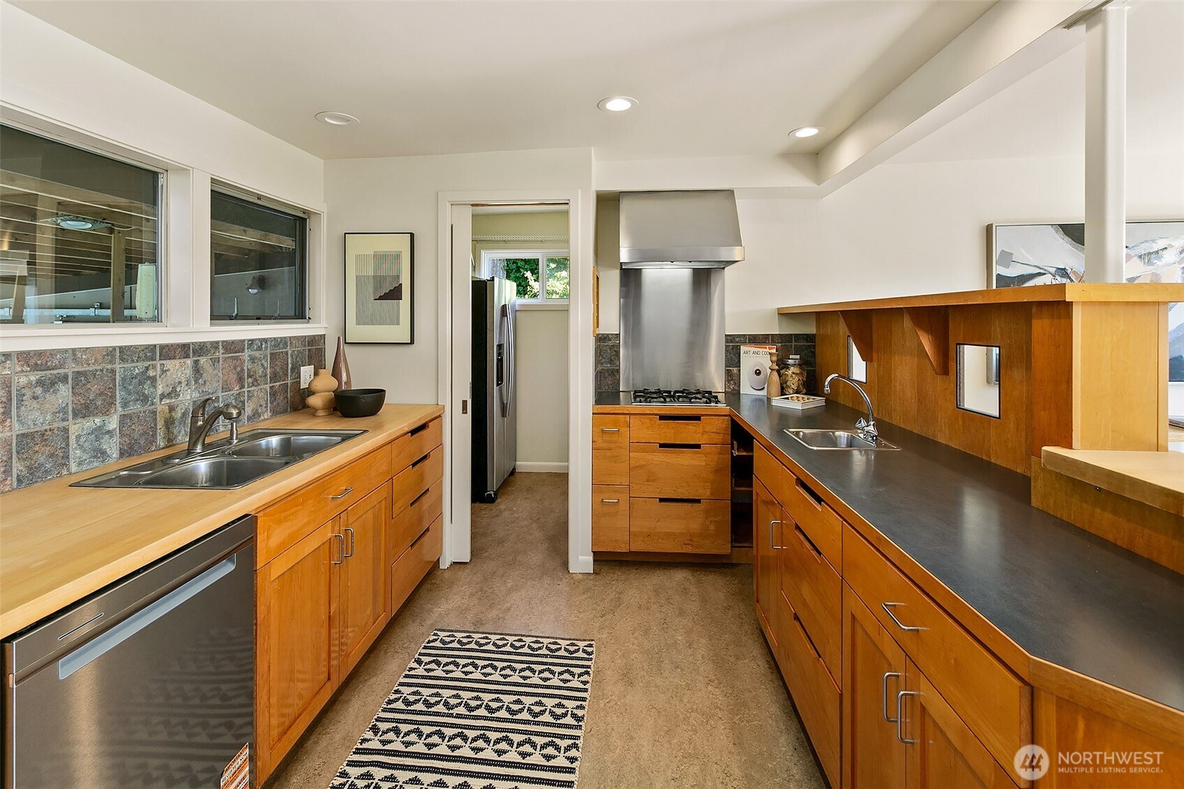 123 N 40th Street