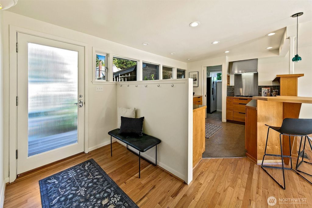Photo of 123 N 40th Street, Seattle, WA 98103 (MLS # 2427293)