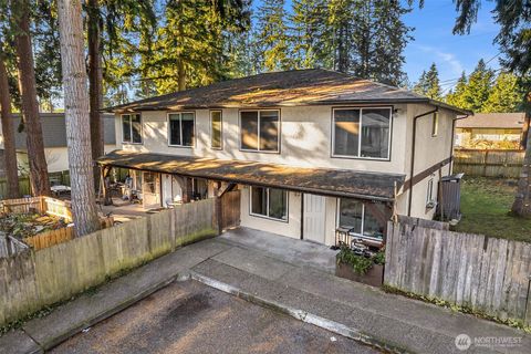 Photo of 18332 Hurst Road, Lynnwood, WA 98037 (MLS # 2527527)