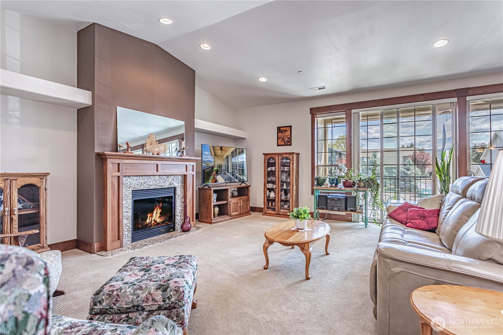 1051 N Baker Street B203