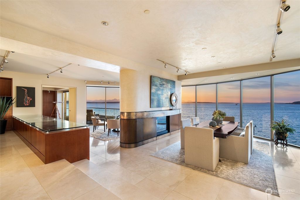 Photo of 1200 Alki Avenue SW #5, Seattle, WA 98116 (MLS # 2074931)