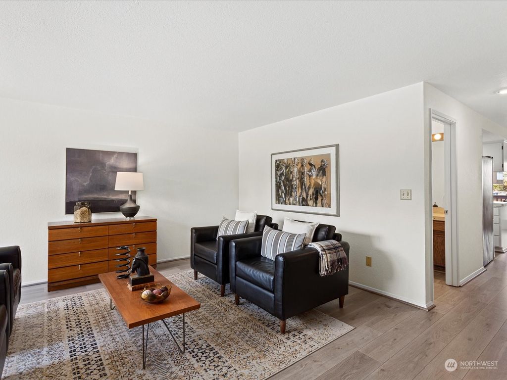 Photo of 9715 Woodlawn Avenue N, Seattle, WA 98103 (MLS # 2054370)