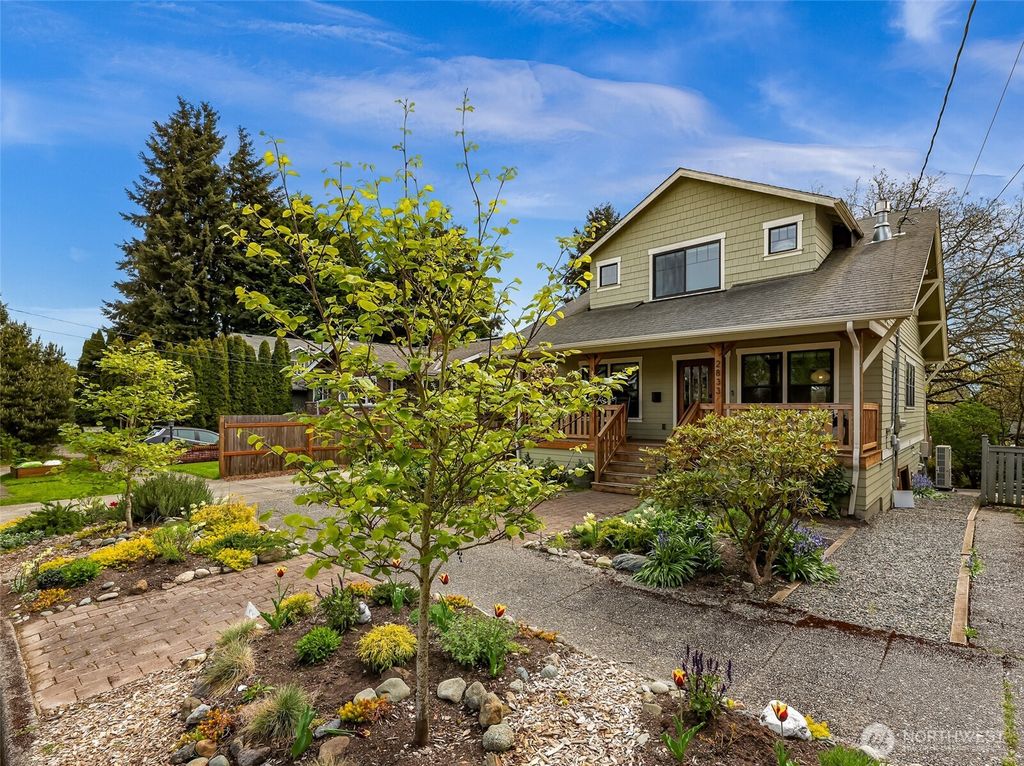 Photo of 2833 NW 71st Street, Seattle, WA 98117 (MLS # 2511311)