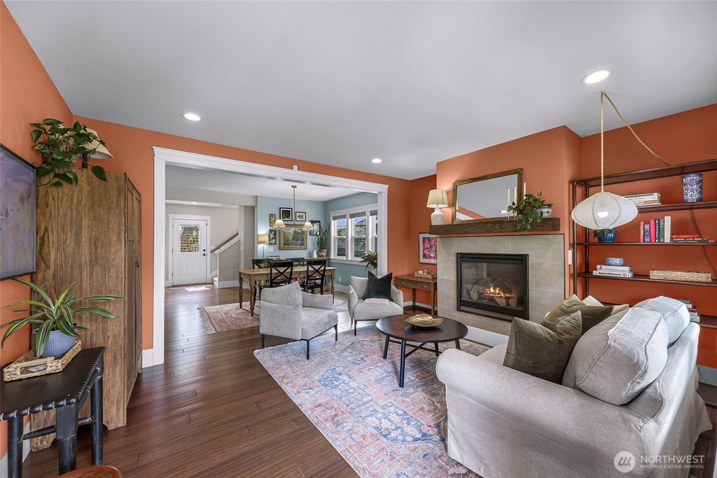 Photo of 2833 NW 71st Street, Seattle, WA 98117 (MLS # 2511311)