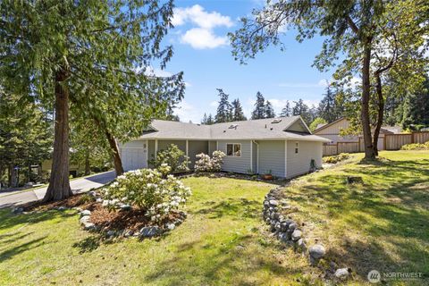 Photo of 919 43rd Street, Port Townsend, WA 98368 (MLS # 2506594)