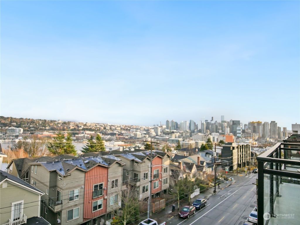 Photo of 1525 Taylor Avenue N #607, Seattle, WA 98109 (MLS # 2318347)