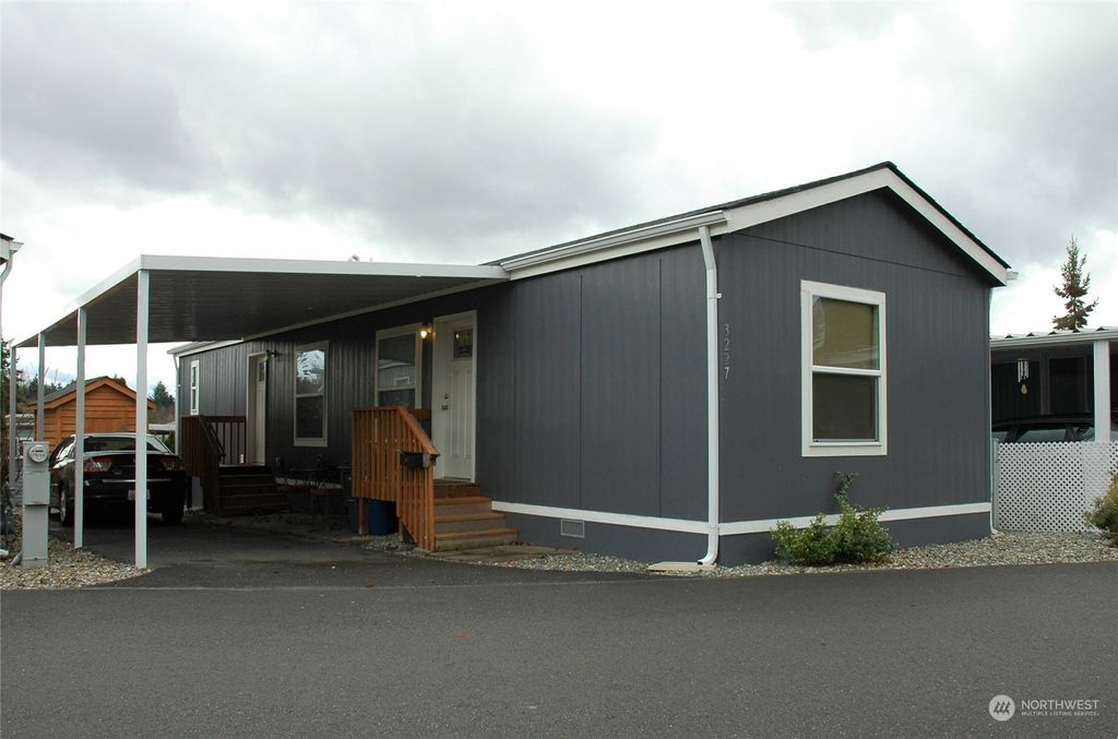 Photo of 3227 S 180th Place #52, SeaTac, WA 98188 (MLS # 2031302)