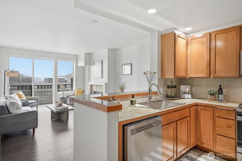 Photo of 2607 Western Avenue #552, Seattle, WA 98121 (MLS # 2519073)