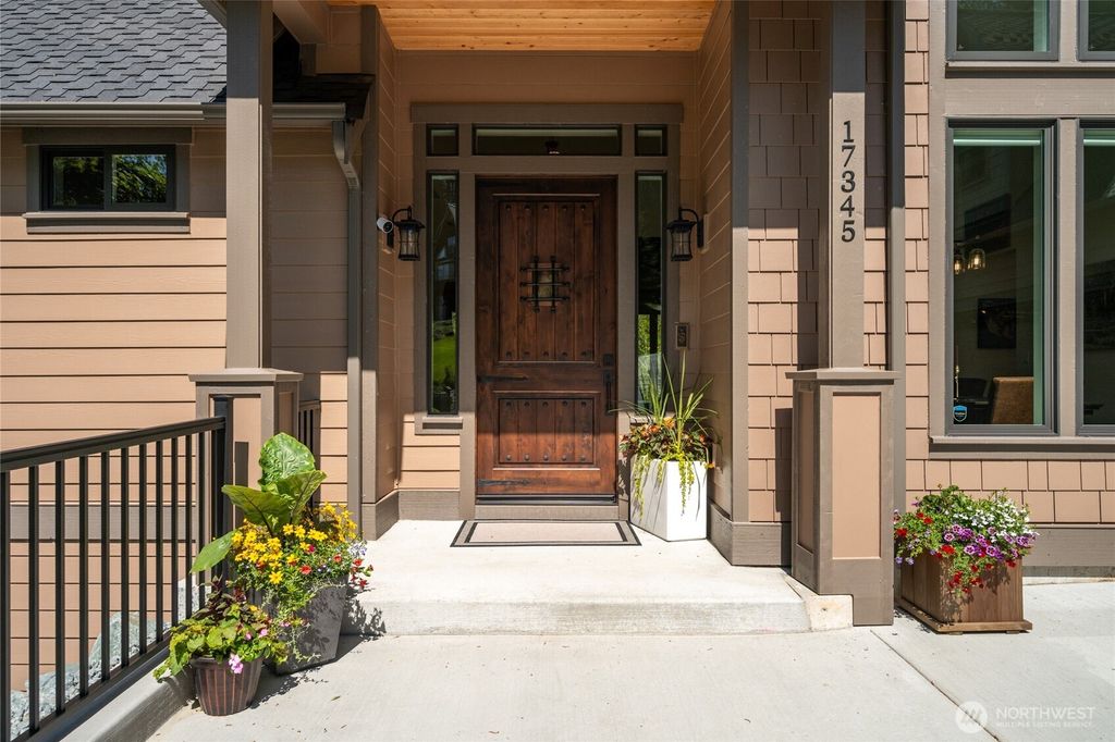 Photo of 17345 Olympic Pl Pl, Mount Vernon, WA 98274 (MLS # 2514155)