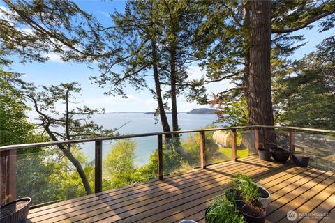 12724 Marine Drive Anacortes WA 98221