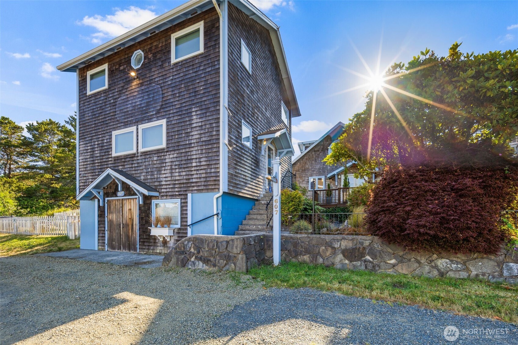 607 Ocean Beach Boulevard N