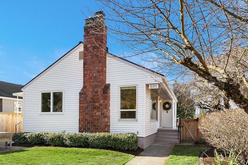 Photo of 5911 37th Avenue SW, Seattle, WA 98126 (MLS # 2033993)