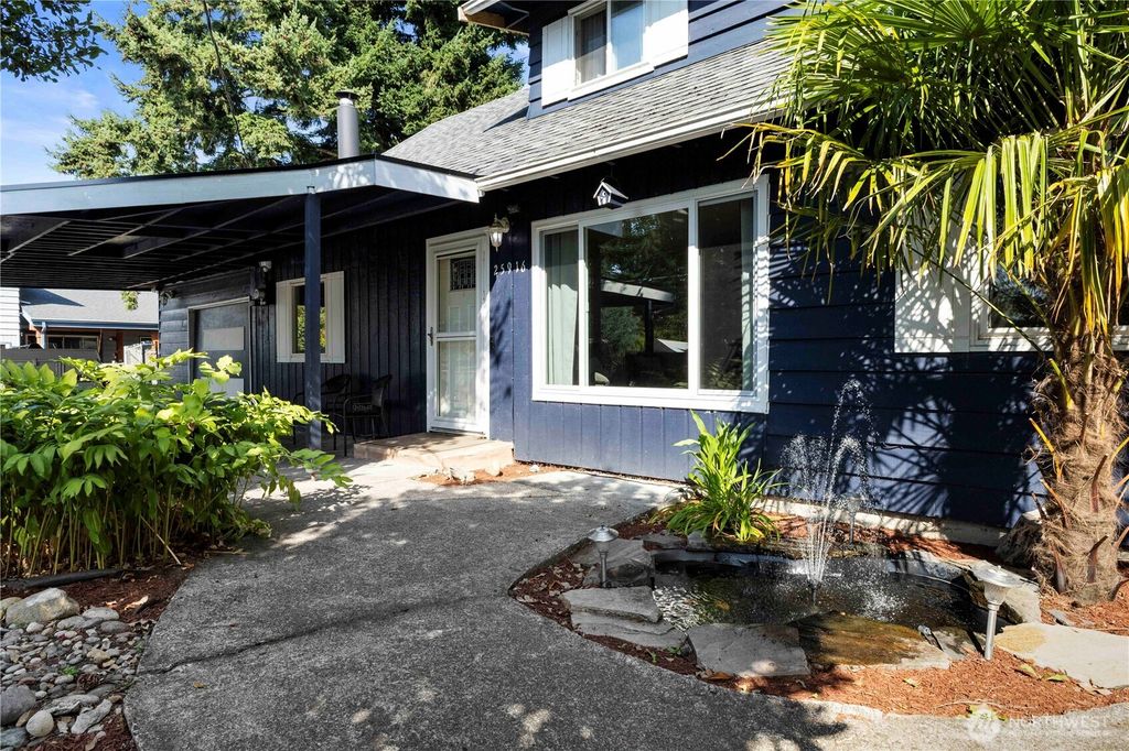 Photo of 25916 18th Avenue S, Des Moines, WA 98198 (MLS # 2425726)