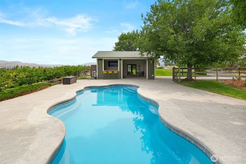 Photo of 820 Summit Boulevard, Manson, WA 98831 (MLS # 2554180)