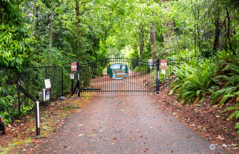 4 Sulphur Springs Lane