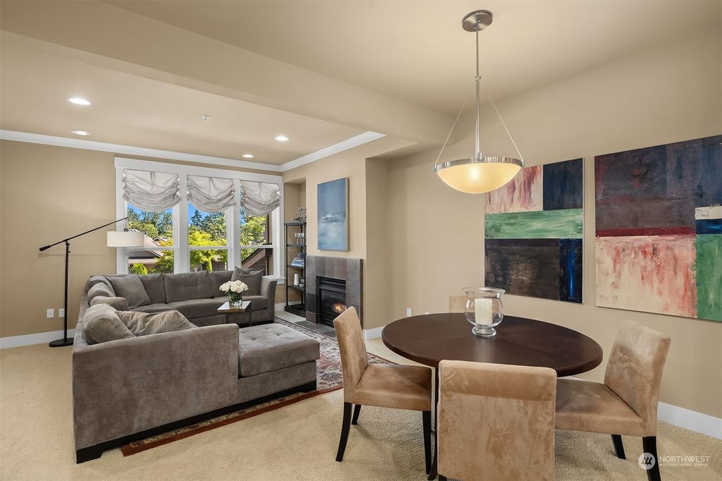 Photo of 900 228th Avenue NE #11C, Sammamish, WA 98074 (MLS # 2269221)